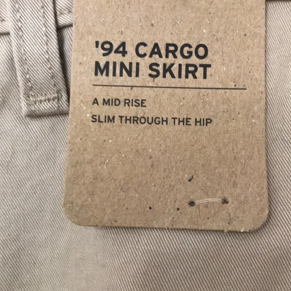 NEW‎ Levi’s 94 CARGO TWILL MINI SKIRT